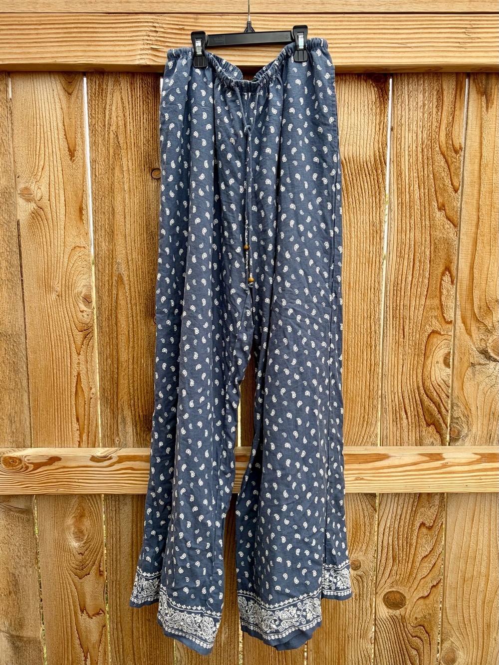 wild fable Navy Blue Printed Lounge Pants with White Paisley